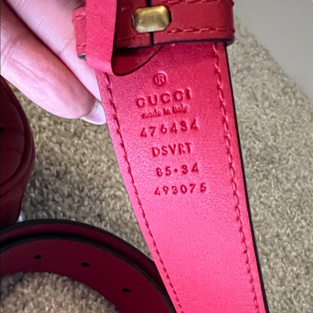 Gucci Red Mini Belt Bag with Gold Logo - Picture 5 of 14